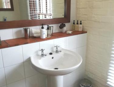 Double or Twin Room with Mountain View