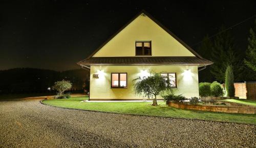 Villa with Garden View