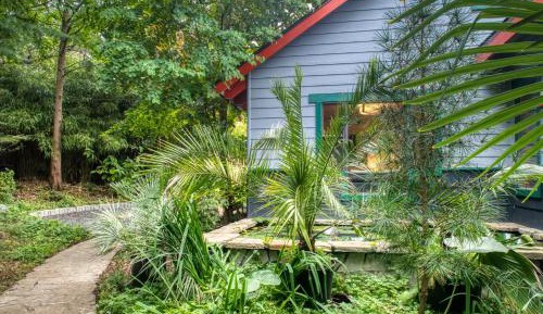 Studio with Garden View