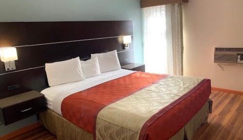 One-Bedroom Suite