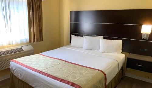Three-Bedroom Suite