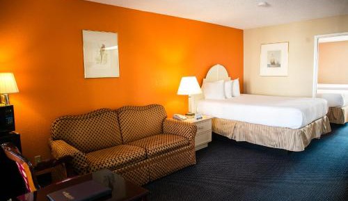 One-Bedroom Suite - Non-Smoking