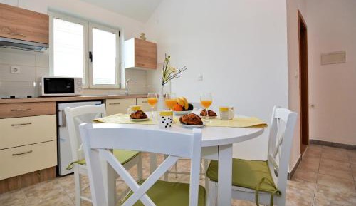 Apartment with Terrace