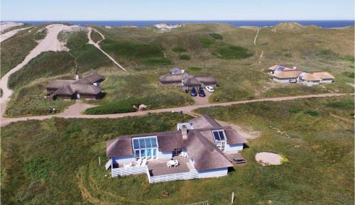 Four-Bedroom Holiday Home