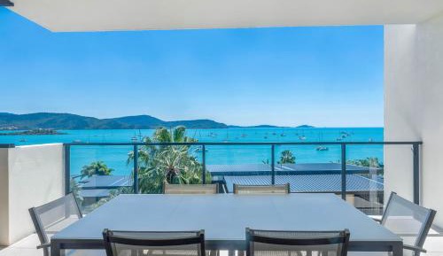 Three-Bedroom Apartment with Ocean View