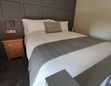 Standard King Room