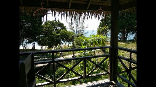 Bungalow with Garden View
