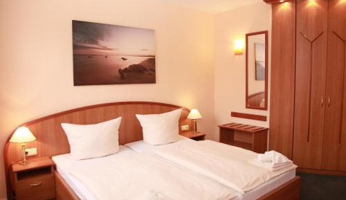 Double Room 2