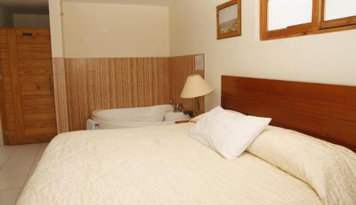 Double Room with Spa Bath