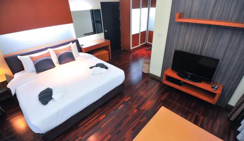 Junior Suite with Balcony