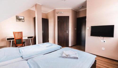 Double or Twin Room with Shower