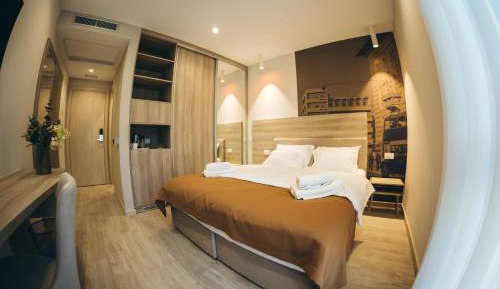 Double Room with Private Bathroom
