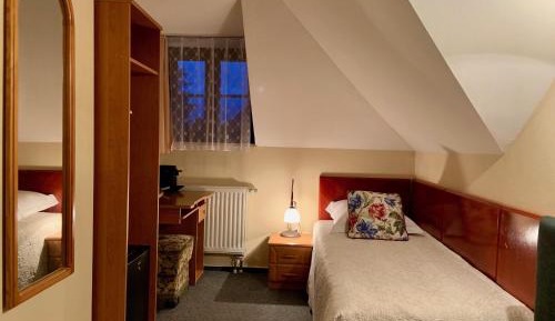 Single Room (1 Adult)