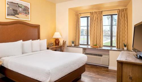 Queen Room