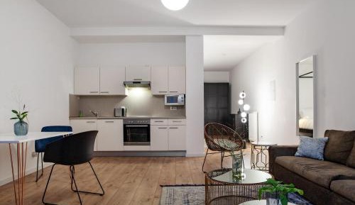 Studio Apartment
