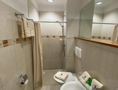 Luxury Triple Room