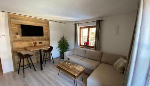 Apartment with Mountain View Ground Floor 