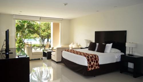 King Room with Pool View