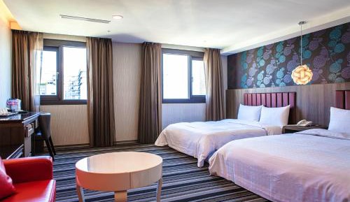 Deluxe Quadruple Room