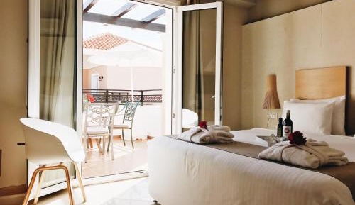Suite with Private Pool