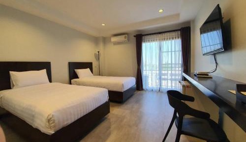 Deluxe Twin Room