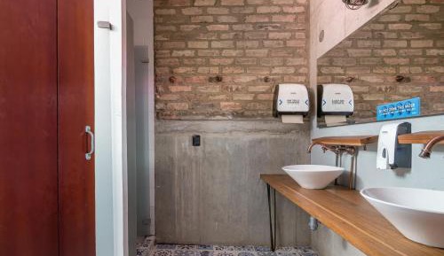 Small Room Shared Bathroom 
