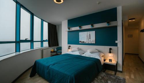Double or Twin Room with City View