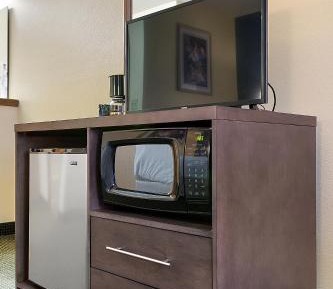 King Room - Mobility Access/Non-Smoking
