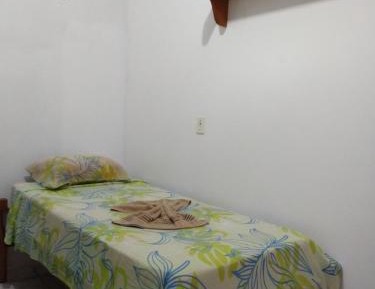 Economy Triple Room with External Shared Bathroom