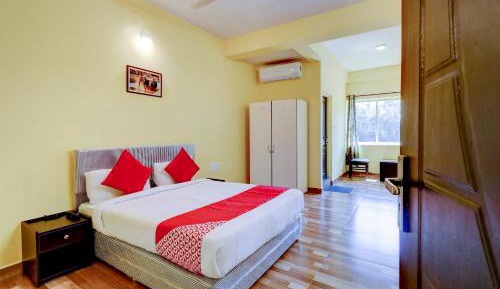 Queen Room