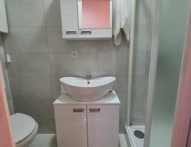 Economy Twin Room