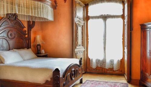 Standard Double Suite