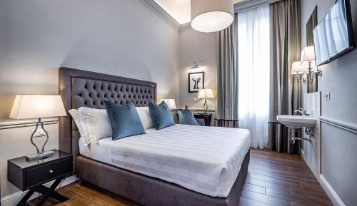 Double Room with Private External Bathroom