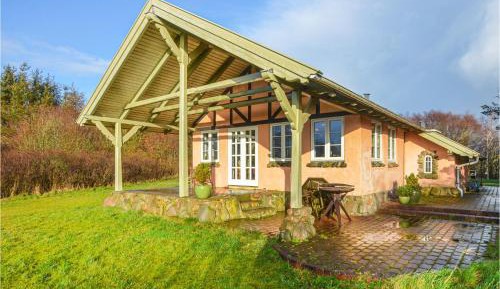 Two-Bedroom Holiday Home