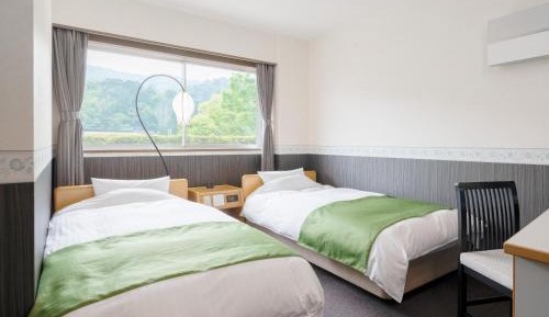 Standard Twin Room with Garden View