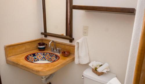 Studio (3 Adults)