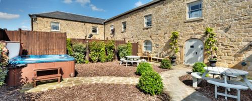 Holiday Home- The Milking Parlor Grande