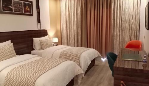Standard Twin Room
