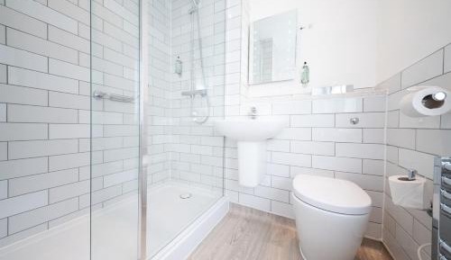 Large Double or Twin Room