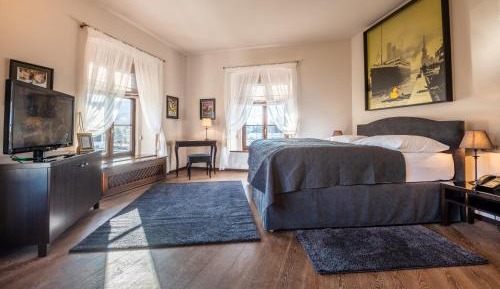 Titanic Suite
