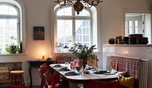Corner Suite