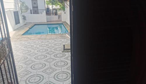 Apartment with Pool View 