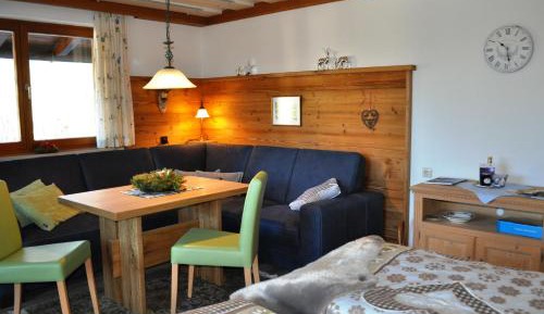 Comfort Studio Apartment with Balcony