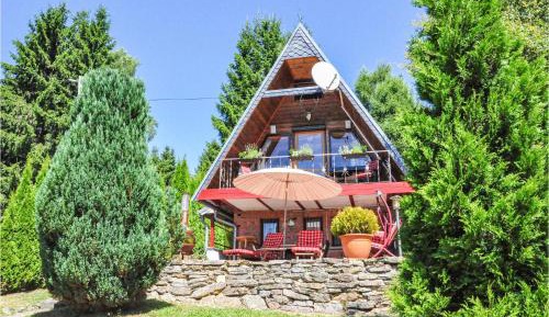 One-Bedroom Holiday Home