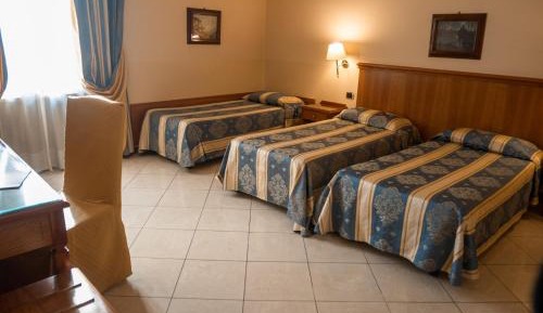 Economy Triple Room
