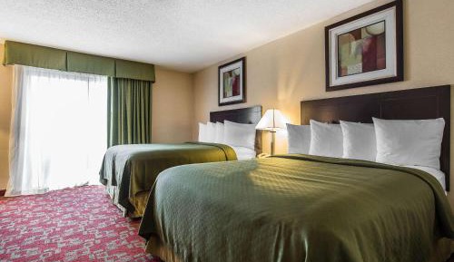 Queen Room with Two Queen Beds - Non-Smoking