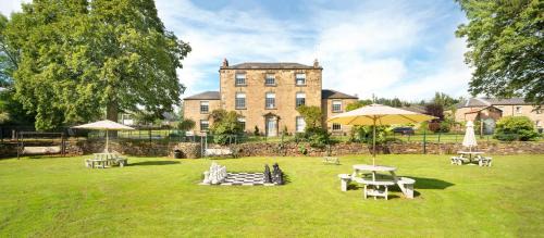 Four-Bedroom House- The Old Wine Cellar 