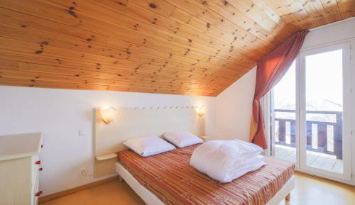 Comfort Two-Bedroom Apartment (6 People)