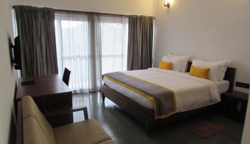Deluxe King Room