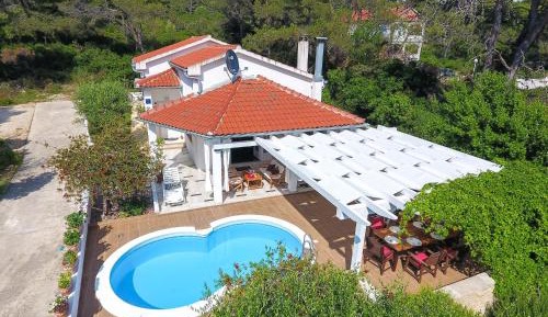 Two-Bedroom Holiday Home